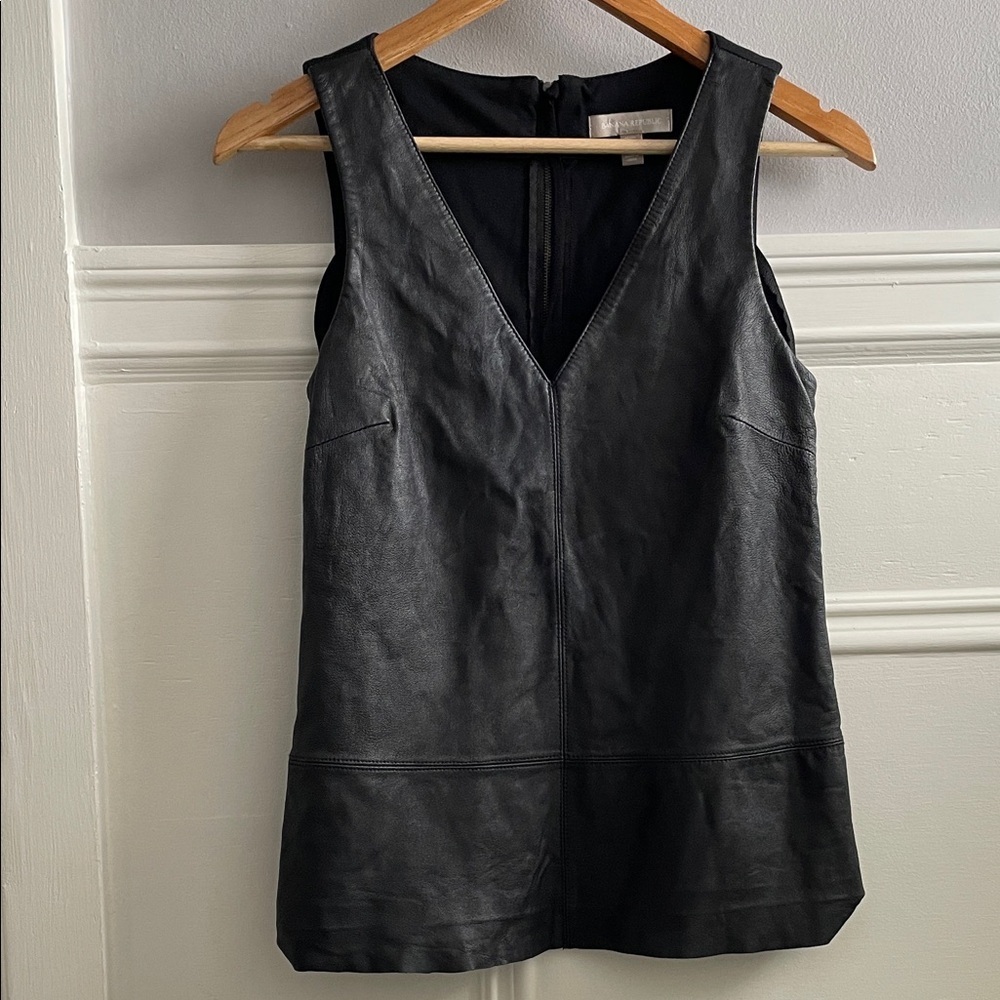 Banana Republic Leather vest with zipper- Petite 6